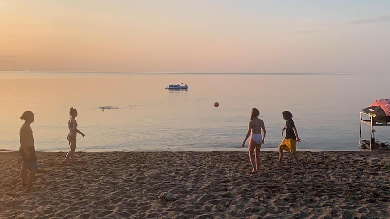 Maison Sur Le Lac Desbiens Zewnętrze zdjęcie